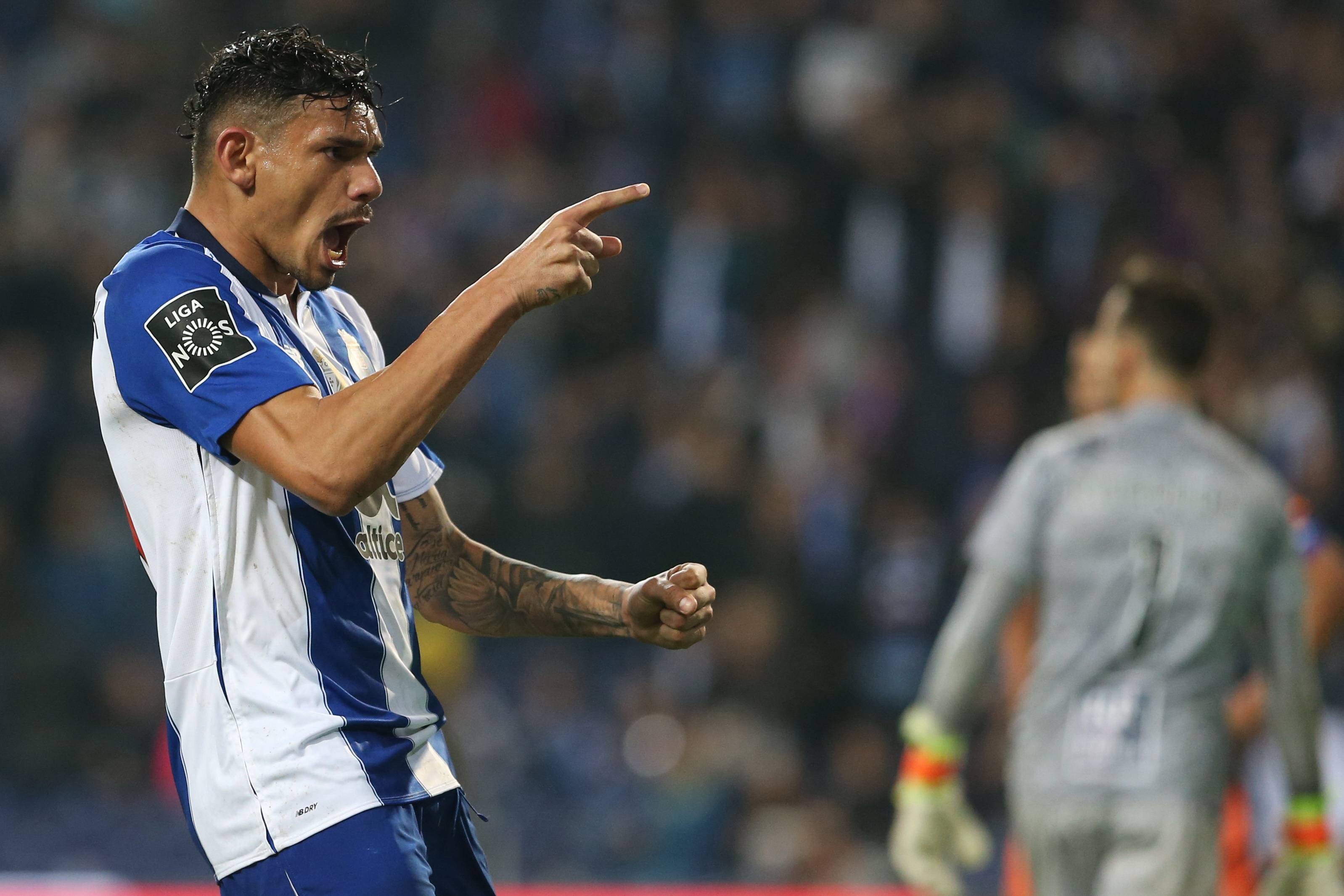 乐动体育入口今晚突围战来临，北京国安围绕葡超官宣签约，压力陡增，年轻球员得到机会的简单介绍