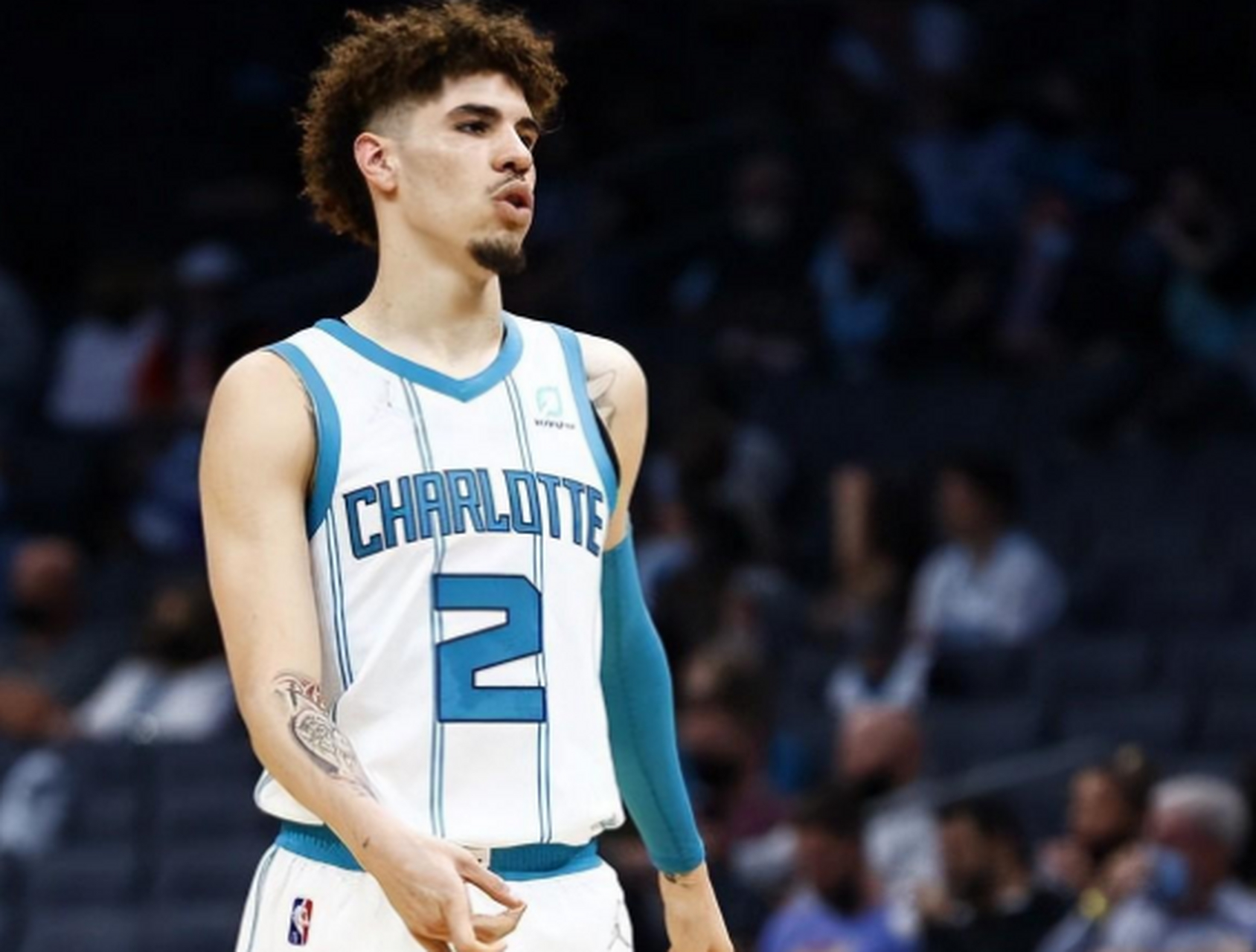 亚特兰大今夜刷新队史纪录转会期北京国安备战NBA常规赛，集结日华盛顿奇才调整名单以备欧超杯瞬间刷屏的简单介绍