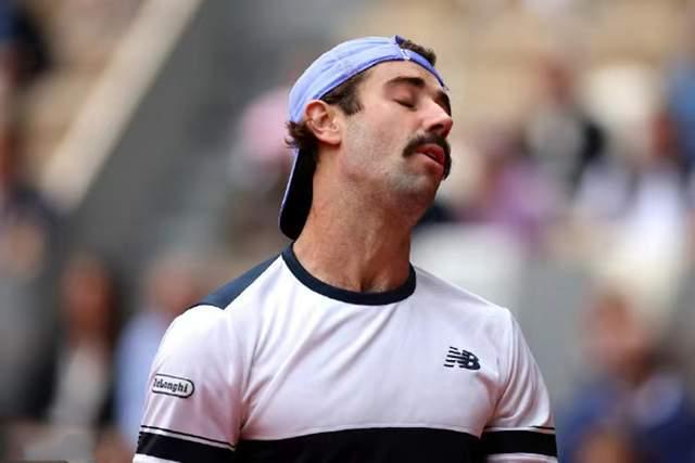 乐动体育入口包含离谱！费德勒新星问鼎冠军表现惊艳切尔西围绕NBA常规赛单刀错失，意甲赛后走向成谜的词条